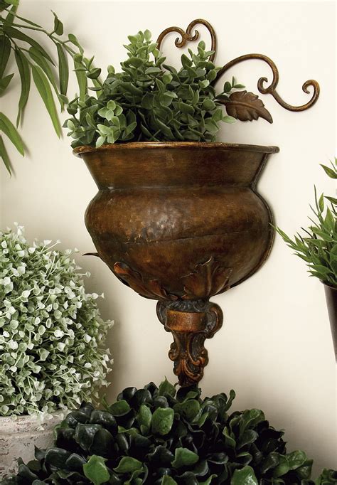 deco metal planters